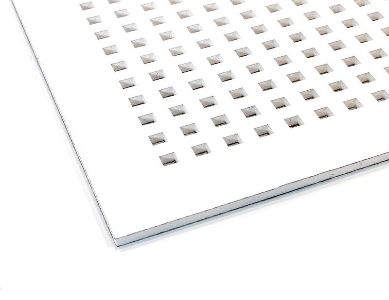 تایل 9.5mm معمولی آکوستیک پانچ مربعی روکش PVC با فلیس در پشت تایل